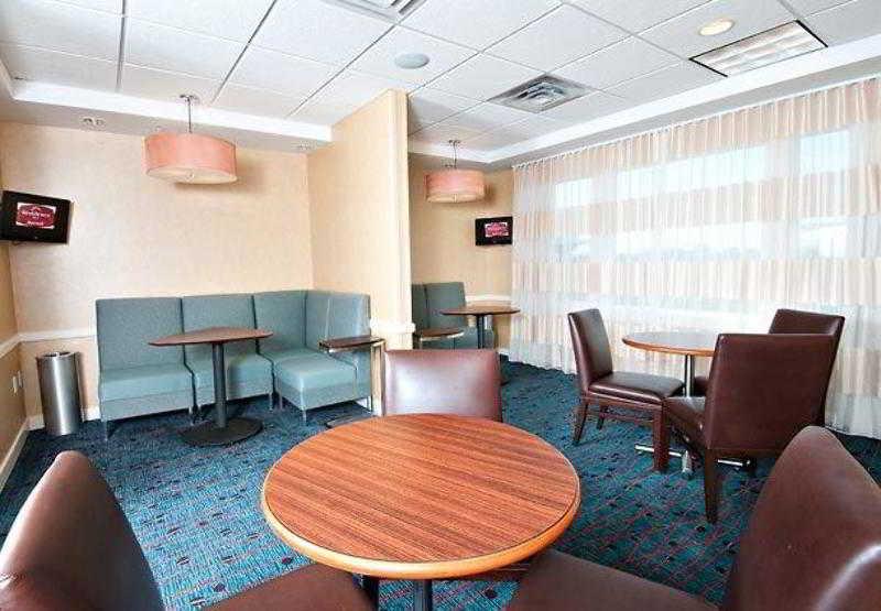 Residence Inn Holland Restaurante foto